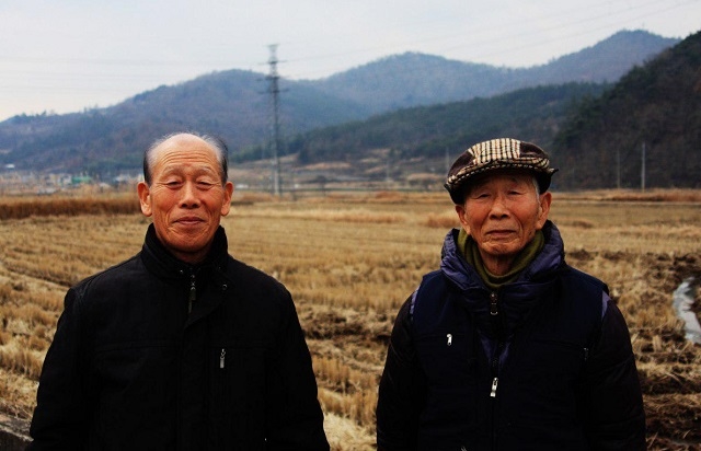 ▲ 화순 도장리에서 만난 김보순씨(우)와 김범순씨 형제(사진=정찬대)
