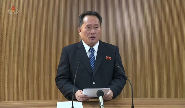▲ 북한의 리선권 조국평화통일위원회 위원장은 3일 김정은 노동당 위원장의 위임에 따라 3일 오후 3시 30분(평양시 오후 3시)부터 판문점 연락 채널을 다시 개통하겠다고 밝혔다고 조선중앙TV가 보도했다. ⓒ연합뉴스