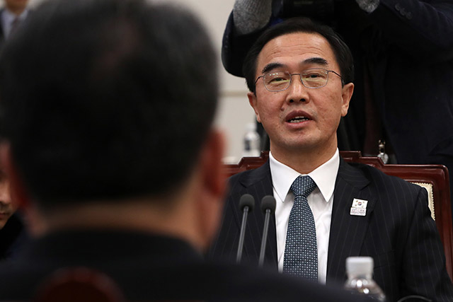 ▲ 9일 판문점 남측지역 평화의 집에서 고위급 남북당국회담이 열린 가운데 남측 수석대표인 조명균 통일부 장관이 모두발언을 하고 있다. ⓒ판문점 공동취재단