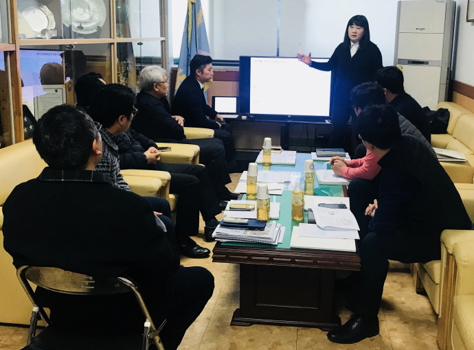 ▲완도군은 10일부터 11일까지 완도군청과 원네스 리조트에서 전남개발공사, ㈜웰캄I&D와 함께 해양헬스케어사업 발전을 위한 전략적인 워크숍을 개최했다.