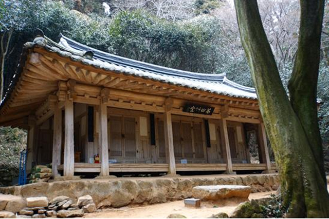▲다산 저작의 산실 다산초당Ⓒ섬학교