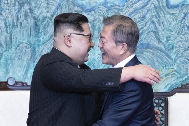 ▲ 김정은 국무위원장과 문재인 대통령. ⓒ판문점 공동취재단