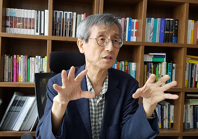 ▲ 최원식 인하대학교 명예교수 ⓒ프레시안(이재호)