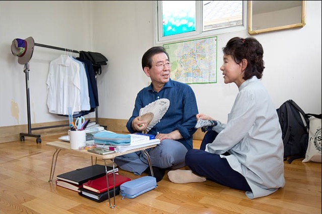 ▲ 박원순 서울시장의 옥탑방살이. ⓒ사진공동취재단