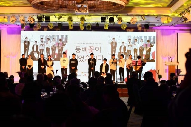 ▲ 제주4.3 70주년 백서 발간식에서 공연하는 볍씨학교 학생들. ⓒ제주의소리