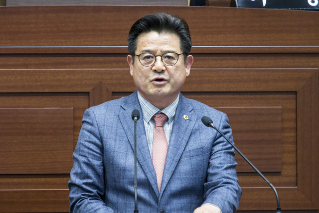 ▲이칠구 지진대책특위원장 ⓒ경북도의회