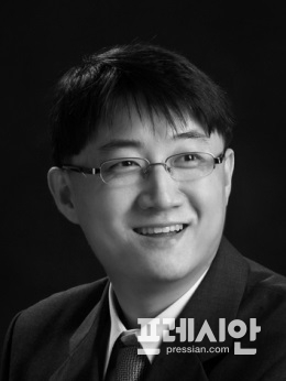 ▲ 유엔아이치과병원 김기현 병원장. ⓒ프레시안