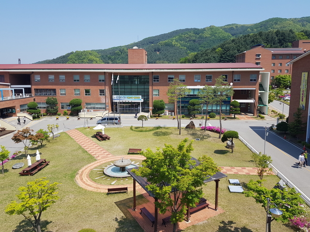 ▲한국폴리텍Ⅲ(강원)대학이 4차 산업혁명 대비 융·복합기술 인재 양성을 위한 선진형 러닝팩토리 구축을 추진하고 있다. ⓒ한국폴리텍Ⅲ(강원)대학
