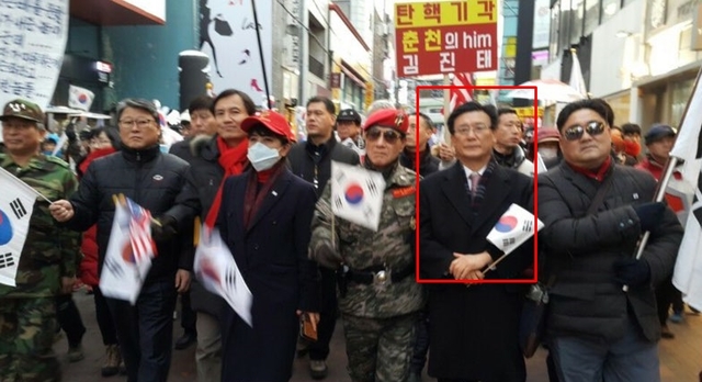 ▲김욱주 강사 페이스북 사진 캡쳐. ⓒ셜록