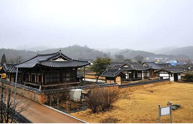 ▲사촌마을은 안동김씨, 풍산류씨, 안동권씨의 집성촌인데 40명 넘는 과거급제자가 나온 ‘인재의 요람’으로 “정승 3명 나온다”는 전설이 전해지는 ‘영남 8대 명당’ 중의 하나다.Ⓒ의성군