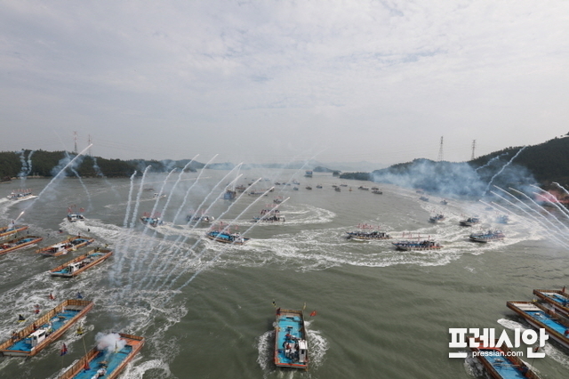 ▲지난 2018년 명량대첩축제 해전 재현 모습 ⓒ프레시안(최영남)
