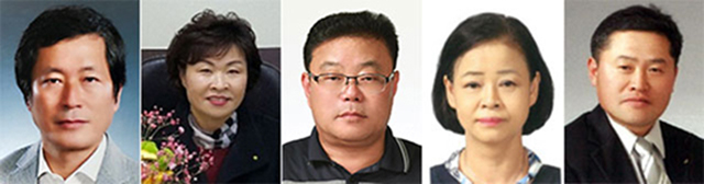 ▲2019 태백시민대상 수상자로 선정된 문화예술부문 강영준(왼쪽부터) 한국연예예술인협회 태백지회장, 지역사회 발전부문 함명월 태백시새마을 회장, 체육진흥부문 이춘삼 황지정보산업고 체육부장, 효행선행부문 이미자 작은손회 회장, 모범공무원부문 권봉중 태백소방서 방호사법담당. ⓒ태백시