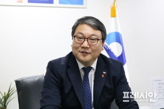 ▲ 윤종서 부산 중구청장. ⓒ프레시안(박호경)