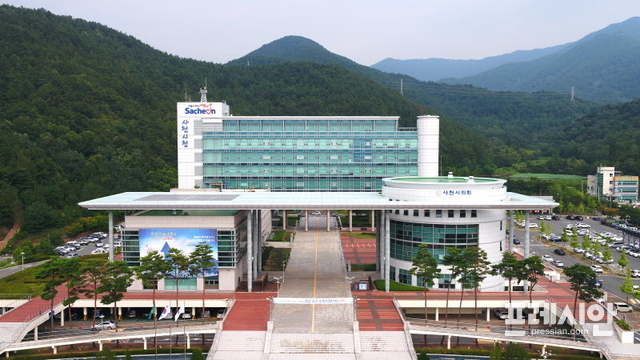 ▲사천시청 전경.ⓒ사천시