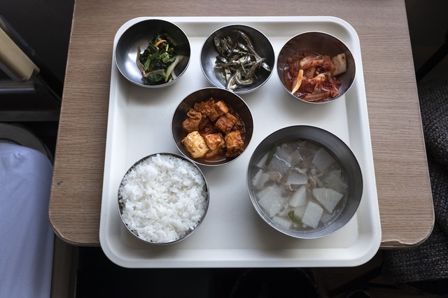 ▲기자가 백제종합병원에 입원했을 당시에 나온 병원 식사. ⓒ주용성