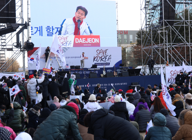 광장 극우와 국민의힘의 공모, 다시 파시즘을 생각한다