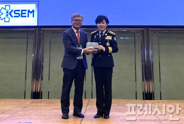 이오숙 전북소방본부장, 소방 첫 '윤한덕 공로상'..."병원 전(前) 응급... - 뉴스 썸네일 이미지