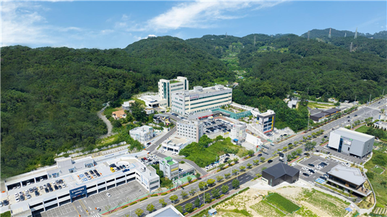 에스포항병원, 개원 17주년 맞아 '스마트병원' 비전 선포 - 뉴스 썸네일 이미지