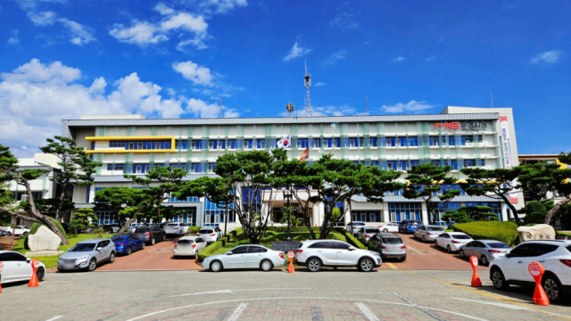 문경시 표고버섯 재배단지 운영자 모집, 세대당 재배하우스 1동씩 지원 - 뉴스 썸네일 이미지